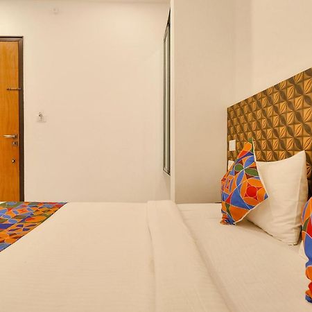 Fabexpress Krishna Suites Mysore Buitenkant foto