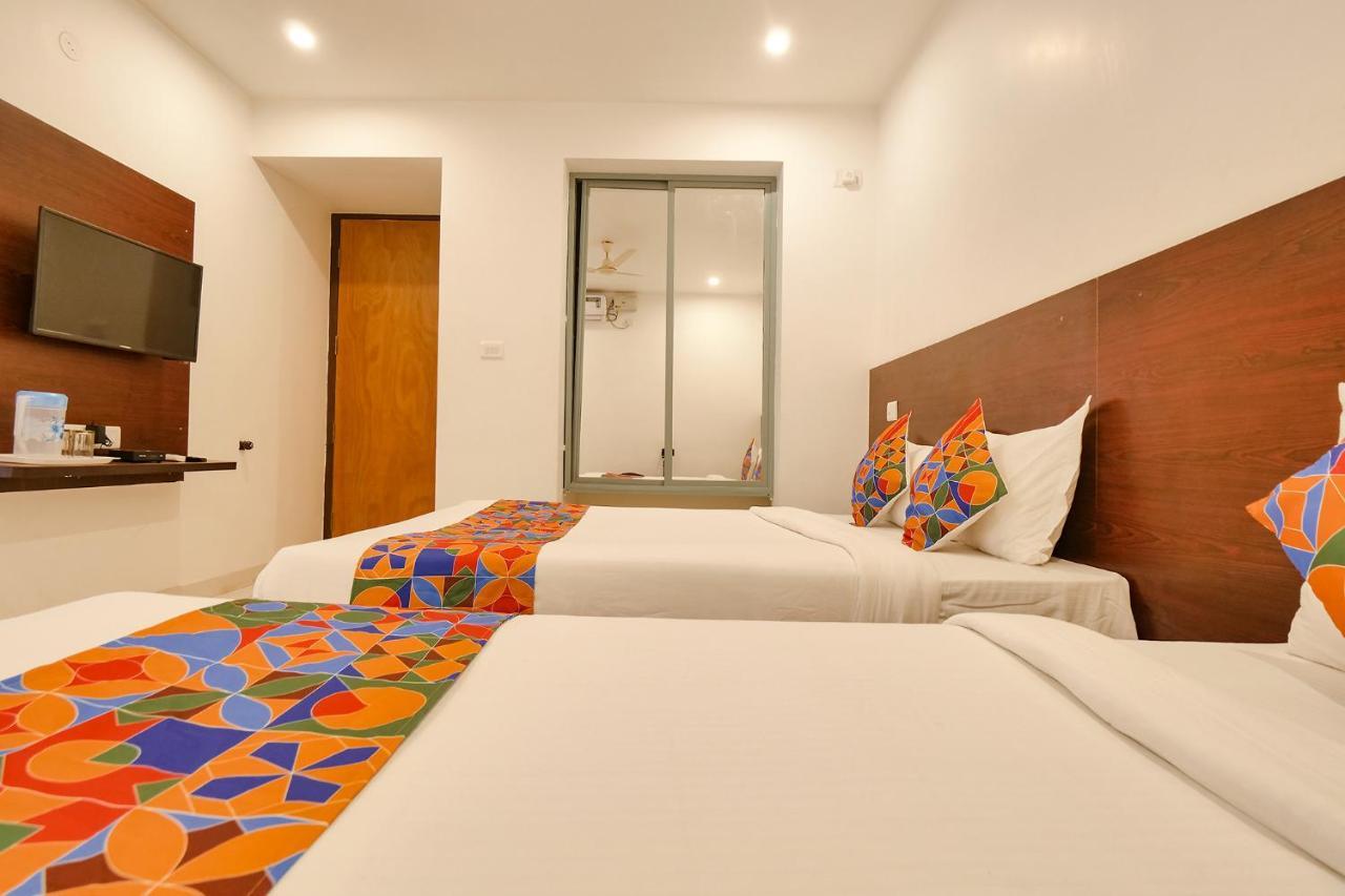 Fabexpress Krishna Suites Mysore Buitenkant foto