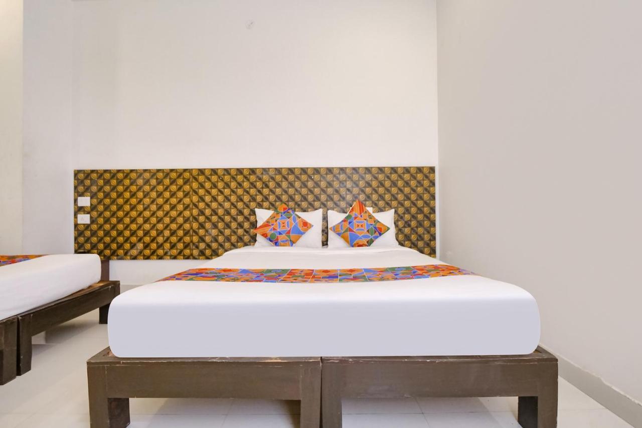 Fabexpress Krishna Suites Mysore Buitenkant foto