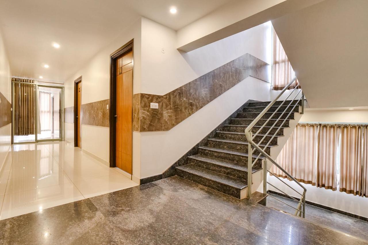 Fabexpress Krishna Suites Mysore Buitenkant foto