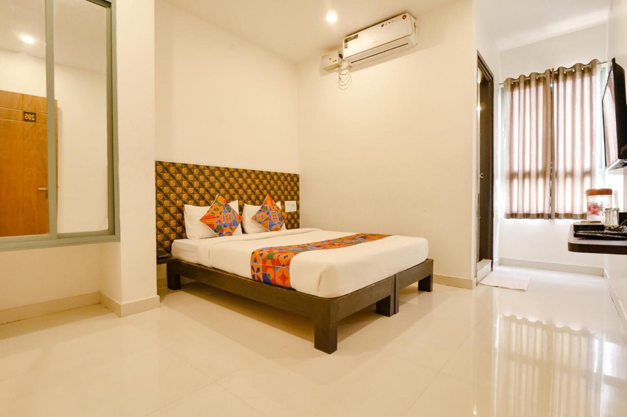 Fabexpress Krishna Suites Mysore Buitenkant foto